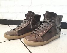 Scarpe FRAU da donna. Colore fango/verdone. Numero 39