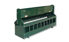 Giovani Galline Trogolo di