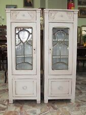 COPPIA DI MOBILETTI GEMELLI SHABBY VETRINA BAGNO INTAGLIO VETRI PIOMBATI COLONNE