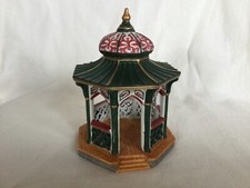 Lemax Gazebo Dorato Ottagonale