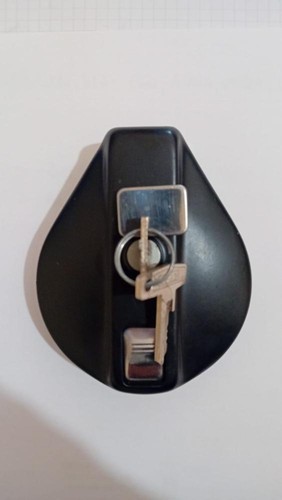 Tappo serbatoio scatto con - serbatoio, a