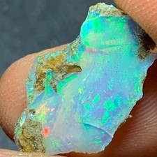 Ethiopian Opal 20x11 mm - Video