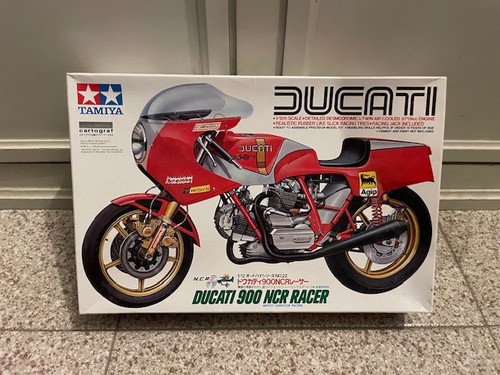 Tamiya ducati 900 ncr racer - ducati,