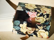 ? Vintage 1990 CUBO Tavolo Fogli Appunti TESSUTO FIORATO tipo Naj Camomilla ✿?