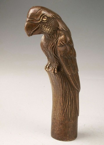 Vecchia scultura bronzo