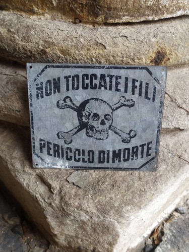 Insegna targa serigrafata