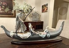 Lladro Porcelain Sculpture In