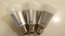 Philips Hue Starter Kit Lampadina LED E27 8.5 W Formato A60 MODELLO 2015 