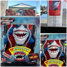 RARO 1994 Mattel Street Sharks Ripster Serie 1 in scatola e gabbia originali