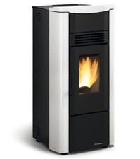 Stufa a pellet ventilata 5 stelle NORDICA EXTRAFLAME Giusy 5.0 bianco 7,0 kW