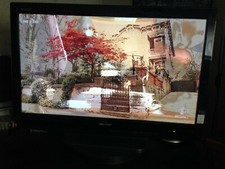 TV-Color LCD SHARP LC-32DH500E. Alta qualità delle immagini, completo di tutto.