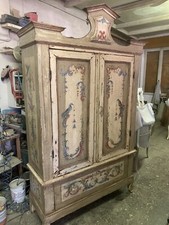 Armadio  Decorato Tirolese Antico Restaurato 