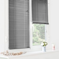 Veneziana pvc grigio lamella 25 mm.   misure 45 x 160 cm.