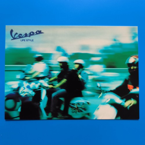 Vespa life style cartolina - vespa,