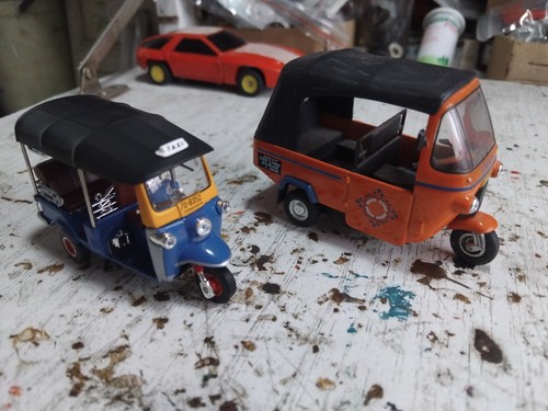 Ixo models lotto taxi - 1/43,