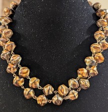 Guy Laroche Collier double