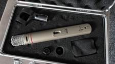AKG C1000S Microfono a