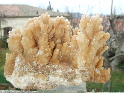 Minerali grezzi - -,