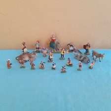 LOT OF 20 OLD PLASTIC