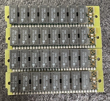 16MB 4x4MB 30-Pin 8 Chip SIMM