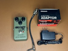 Electro-Harmonix Green Russian Big Muff Pi pedale distorsione/sostenitore con adattatore