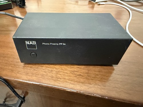 Nad pp2e phono preamp - pp2e,