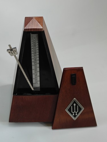 Metronomo vintage piramide - , in