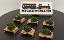 Vasi fioriere con alzatine per