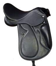 Sella da dressage in pelle