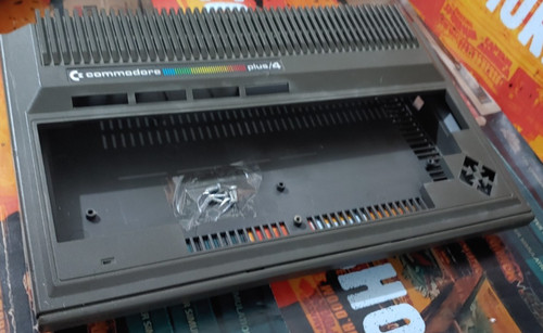 Commodore plus case computer - commodore,