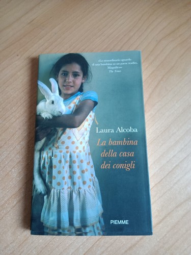 Bambina della casa dei - bambina,