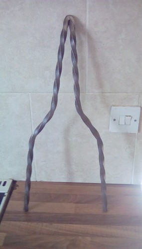 Sissy bar ferro ritorto - in,