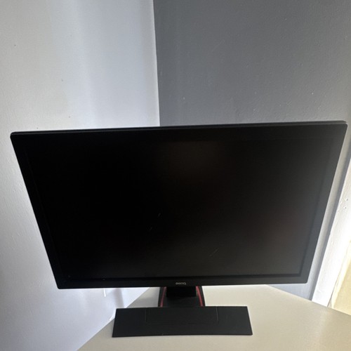Benq lcd monitor 16 - 24",