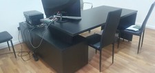 arredo ufficio completo di colore nero in Frassino