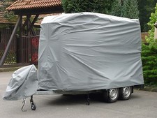 Rimorchio per cavalli