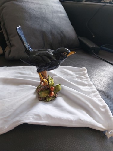 Resin bird sculpture - resin, sculpture,