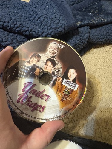 Under wraps dvd 2005 case - under,