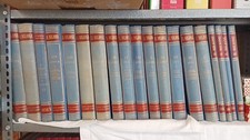enciclopedia,ottime condizioni, colore blu,19 volumi,il milione