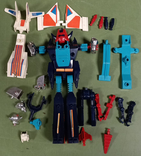 Giant acroyear micronauts - acroyear,