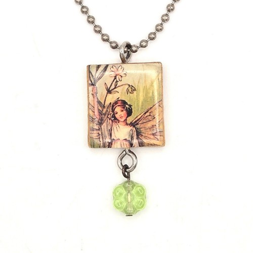 Collana con ciondolo