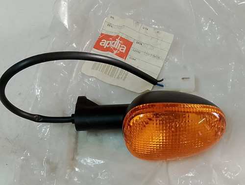 Aprilia rsv 1000 ap8124979 - aprilia,