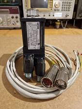 LENZE MCS 06C41LRS0B0 B11N ST5S00N R0SU servo motor with cables and connectors