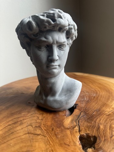 Statua greca testa fioriera