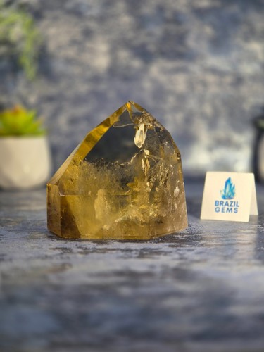 Tower quartz green gold - quartz,