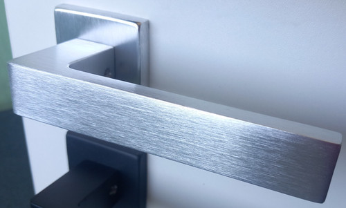Maniglie per porte quadra - maniglie,
