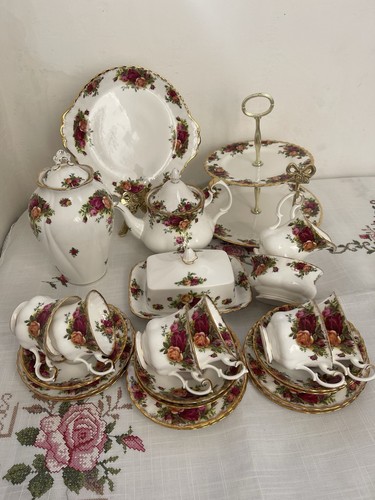 Royal albert old - royal, roses