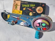 Tin toy 1950's Masudaya-Japan bat.op. SPACE TRIP/Spaceship mint in good or. box.