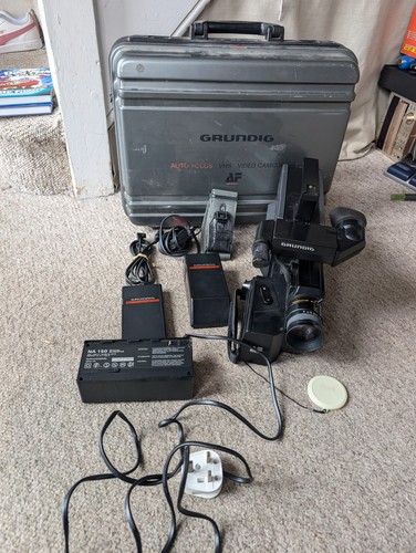 Videocamera vhs grundig vs150 - vhs,