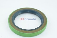 Oil seal hub - oil,