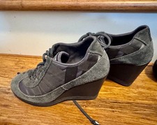 Bellissime scarpe con zeppa